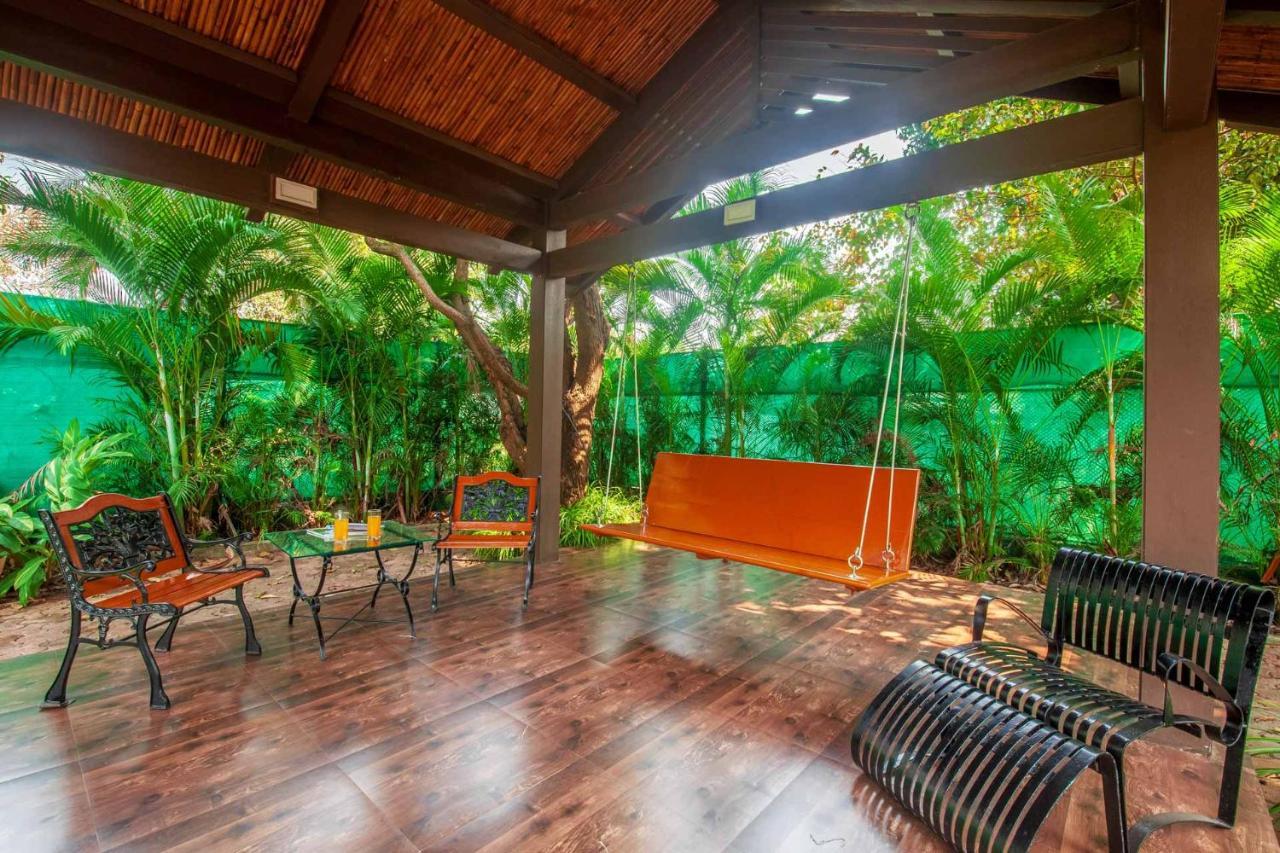 Stayvista'S Casa Palmera - Pet-Friendly Villa With Pool, Garden With Gazebo, And Indoor & Outdoor Games Alībāg Exterior foto