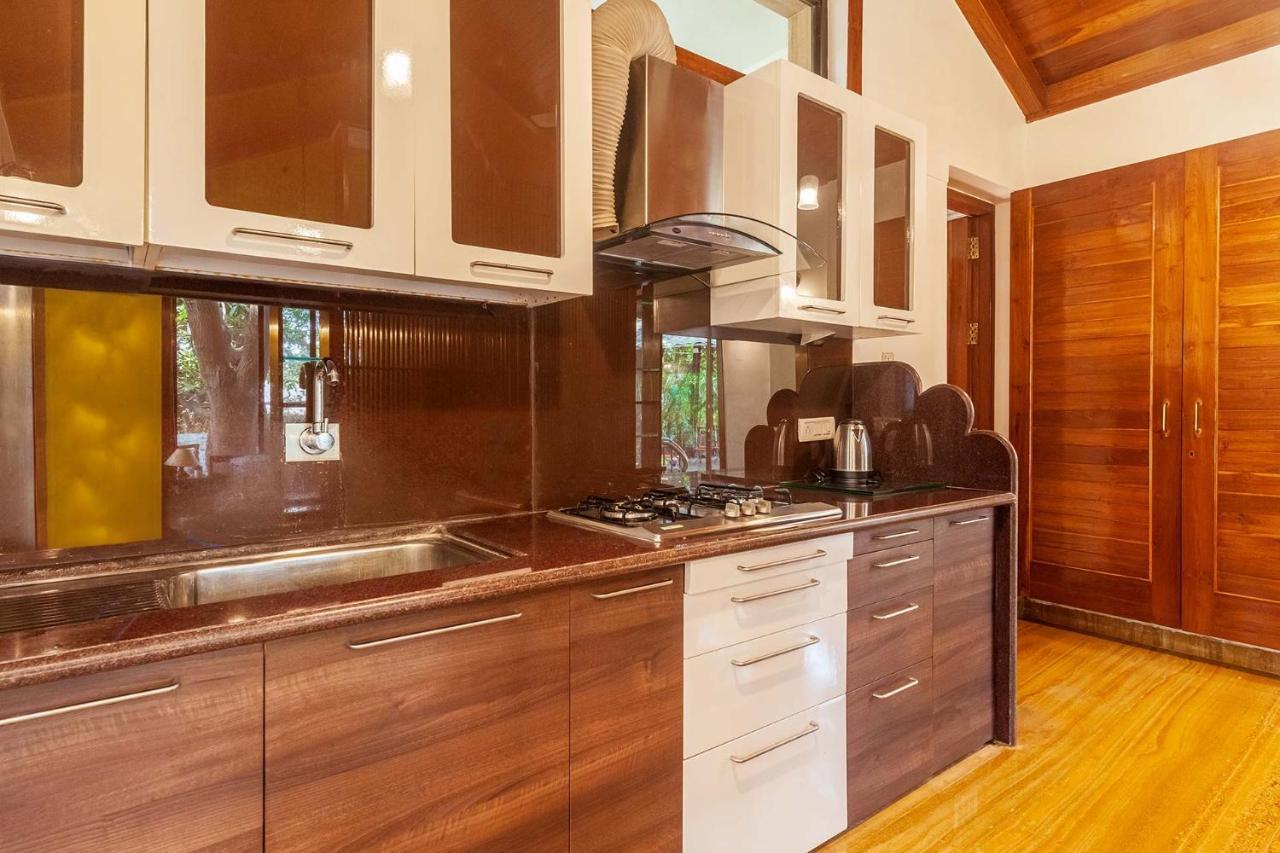 Stayvista'S Casa Palmera - Pet-Friendly Villa With Pool, Garden With Gazebo, And Indoor & Outdoor Games Alībāg Exterior foto